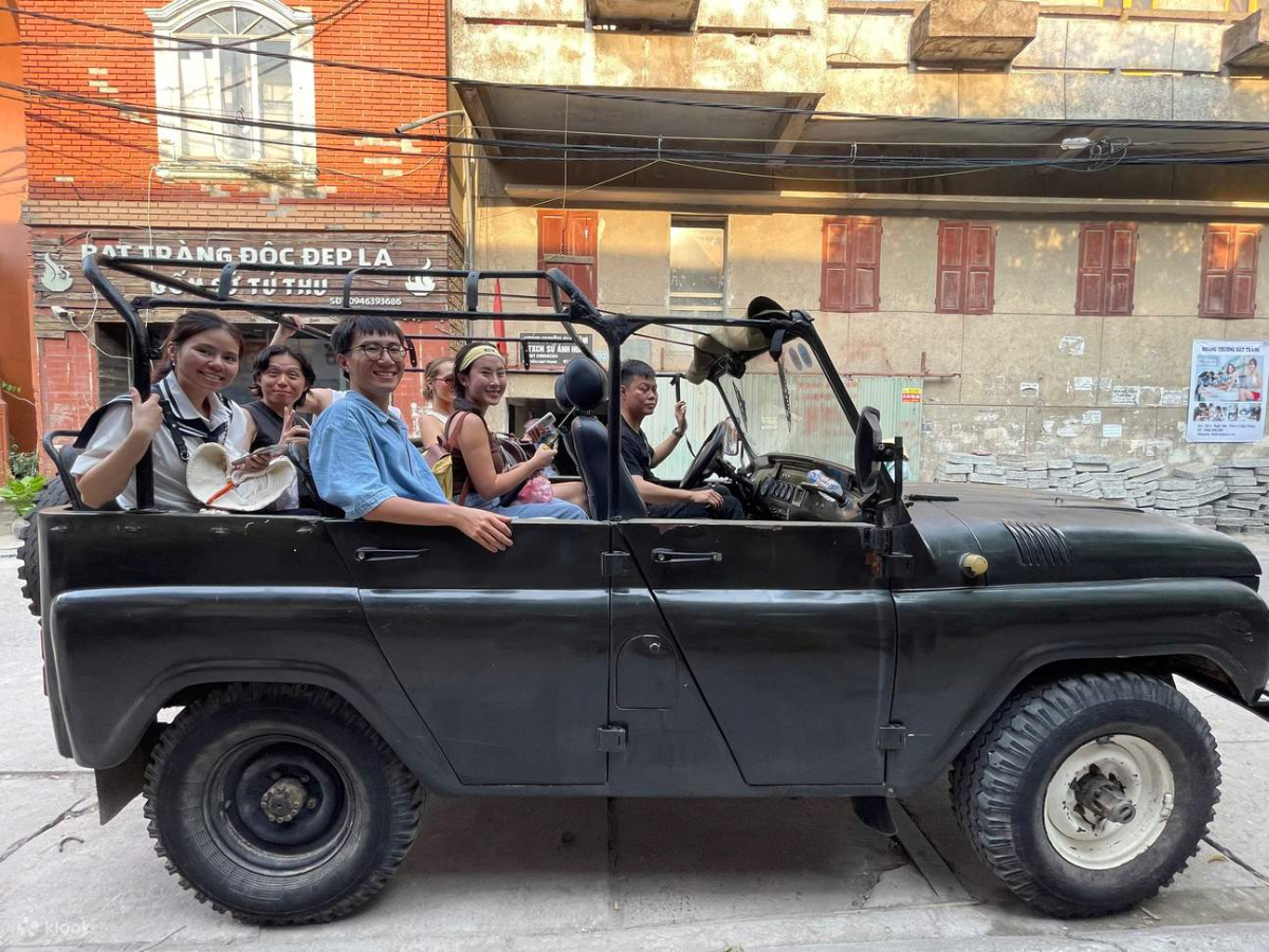 bat-trang-jeep.jpg