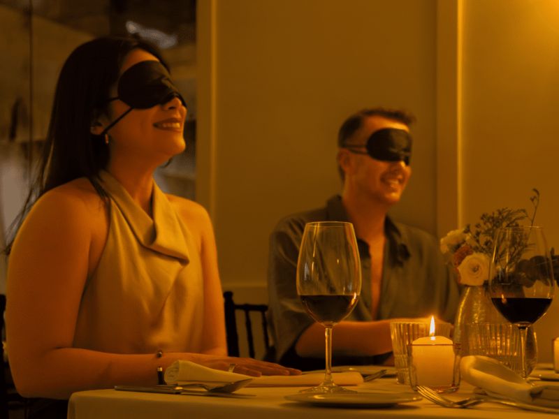 noir-table.jpg